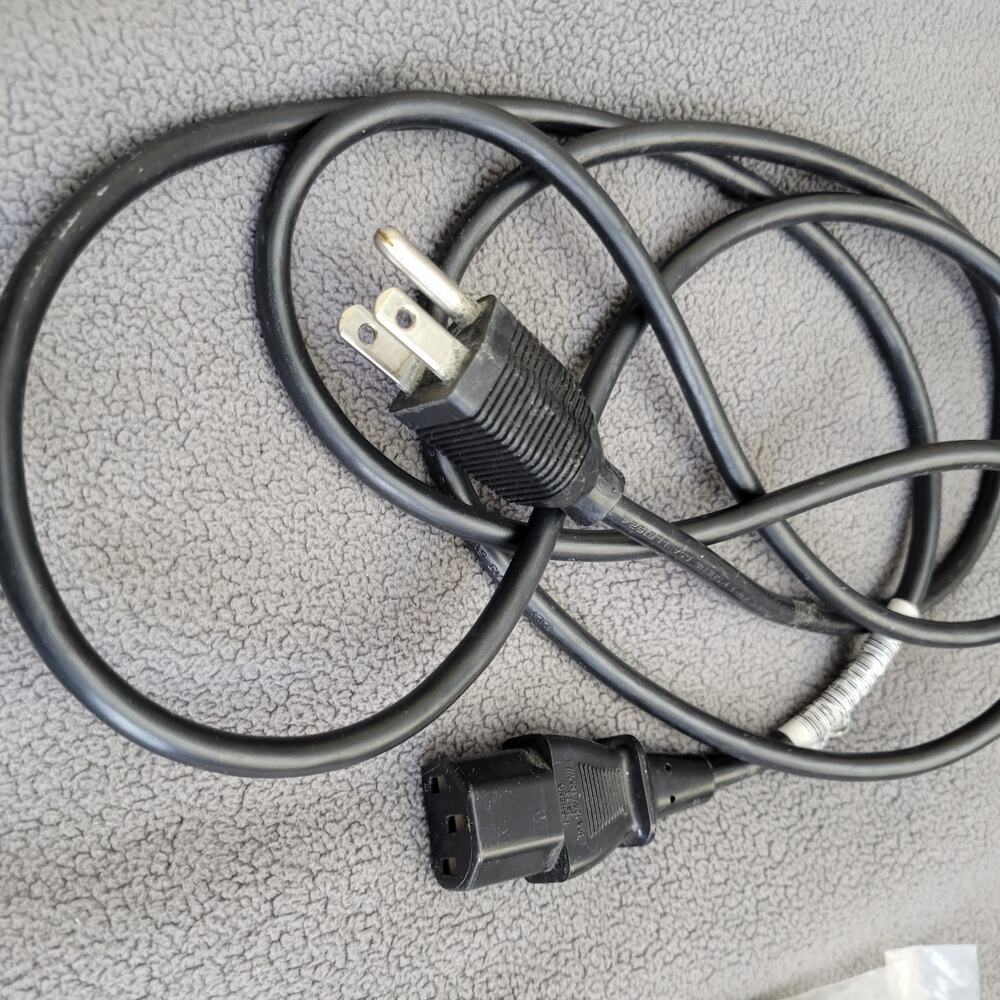 VGA DVI POWER ADAPTER Cables Circular‎ Barrel DC Video Mixed 19PC Spares - Picture 6 of 16